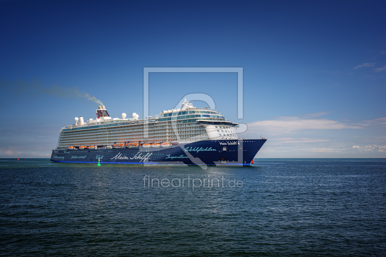 Bild-Nr.: 12429255 Mein Schiff 4 erstellt von FotoDeHRO