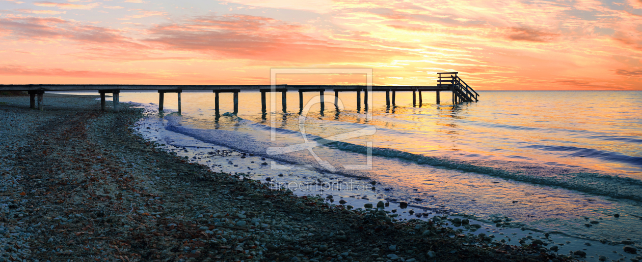 Bild-Nr.: 12437432 Steg am Meer bei Sonnenuntergang erstellt von SusaZoom