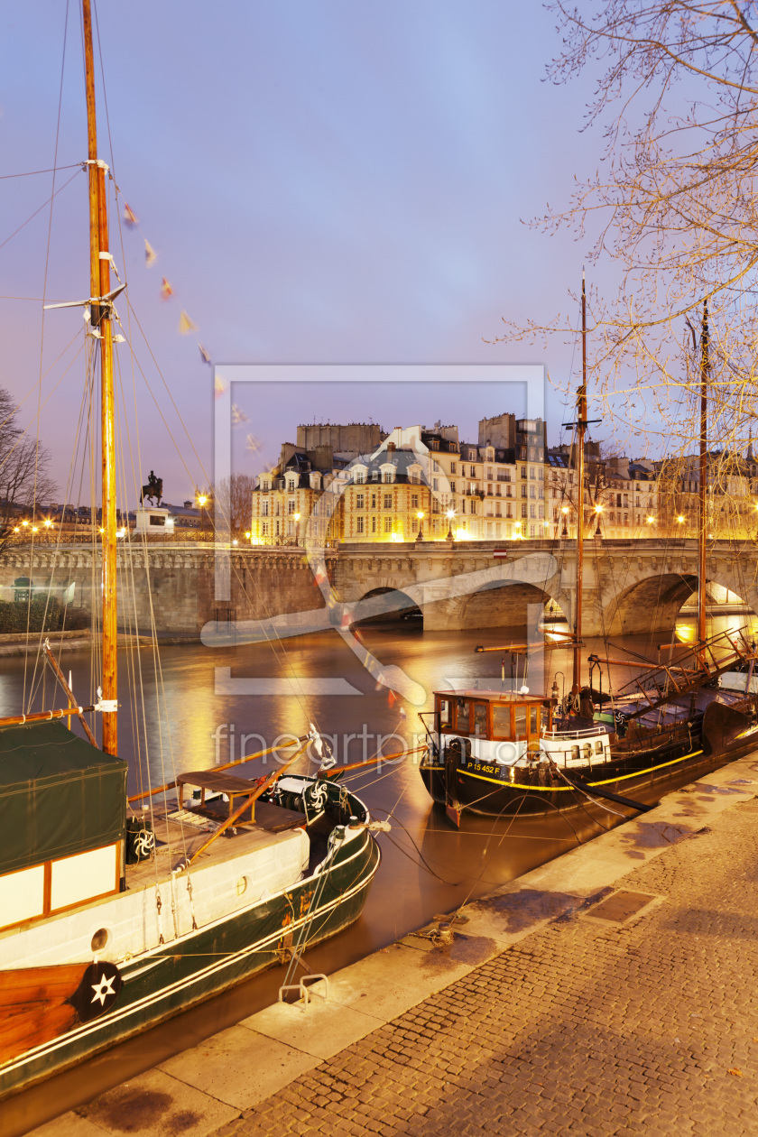 Bild-Nr.: 12438547 Pont Neuf am Morgen in Paris erstellt von KundenNr-360966