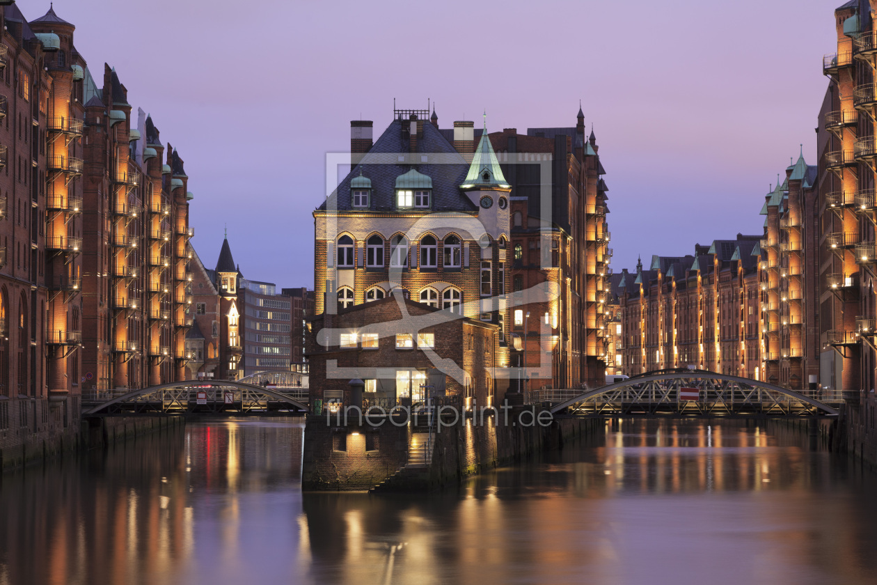 Bild-Nr.: 12439981 Fleetschlösschen in der Speicherstadt in Hamburg erstellt von KundenNr-360966