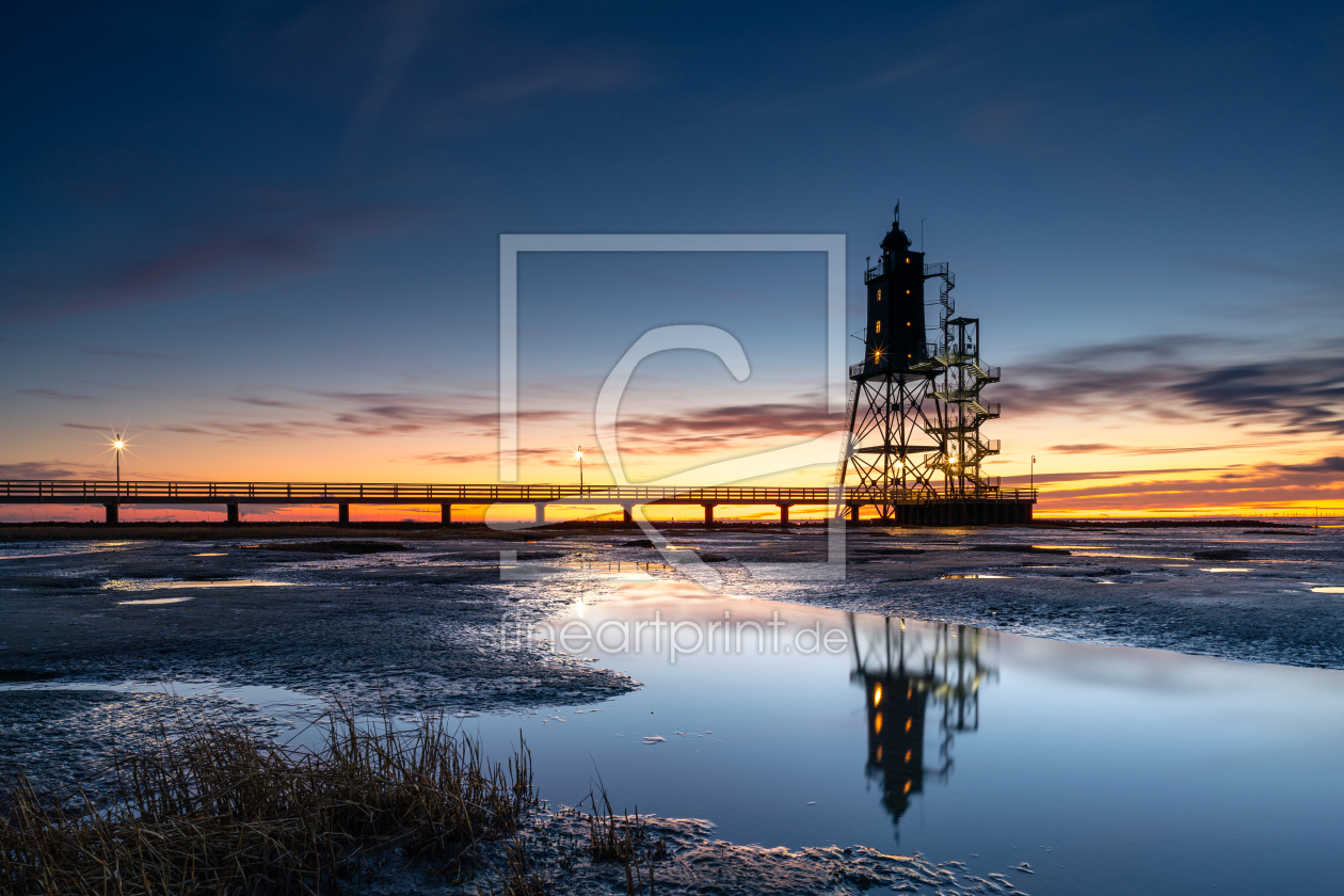 Bild-Nr.: 12442250 Leuchtturm zur blauen Stunde erstellt von PH-Photography