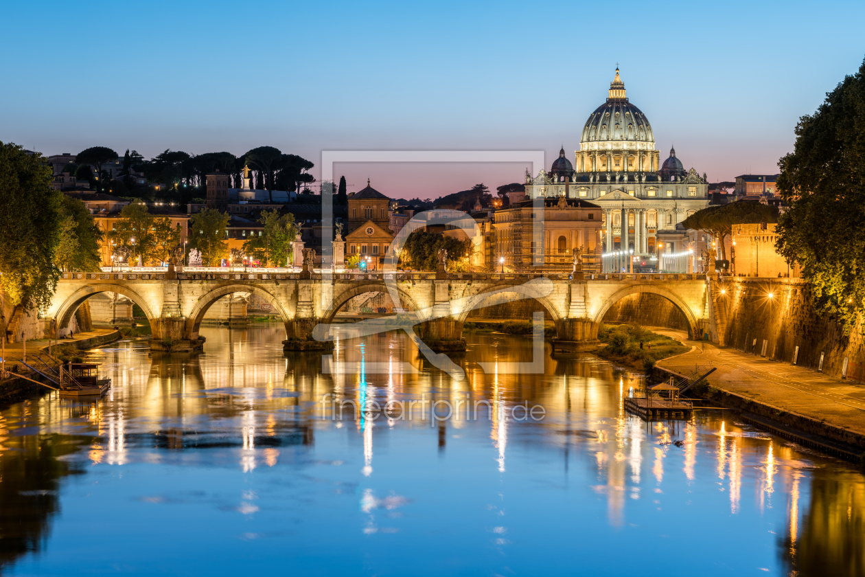 Bild-Nr.: 12446909 Rom Skyline mit Petersdom am Abend erstellt von eyetronic