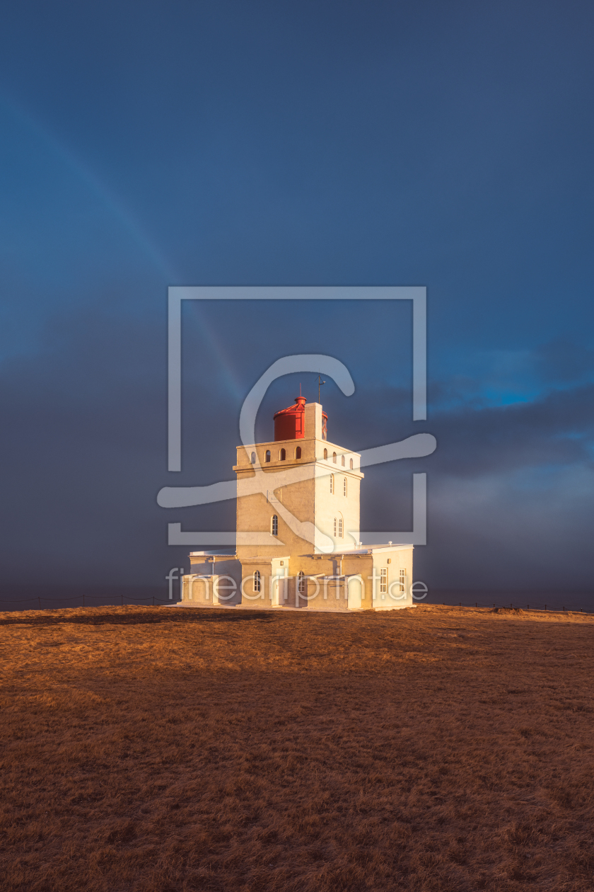 Bild-Nr.: 12465430 Dyrholaey Leuchtturm auf Island mit Regenbogen erstellt von Jean Claude Castor