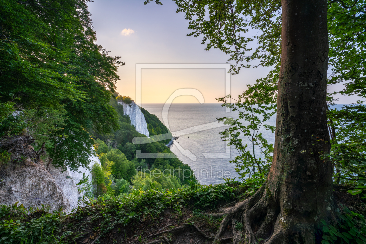 Bild-Nr.: 12470830 Sonnenuntergang am Königsstuhl Felsen auf Rügen erstellt von eyetronic