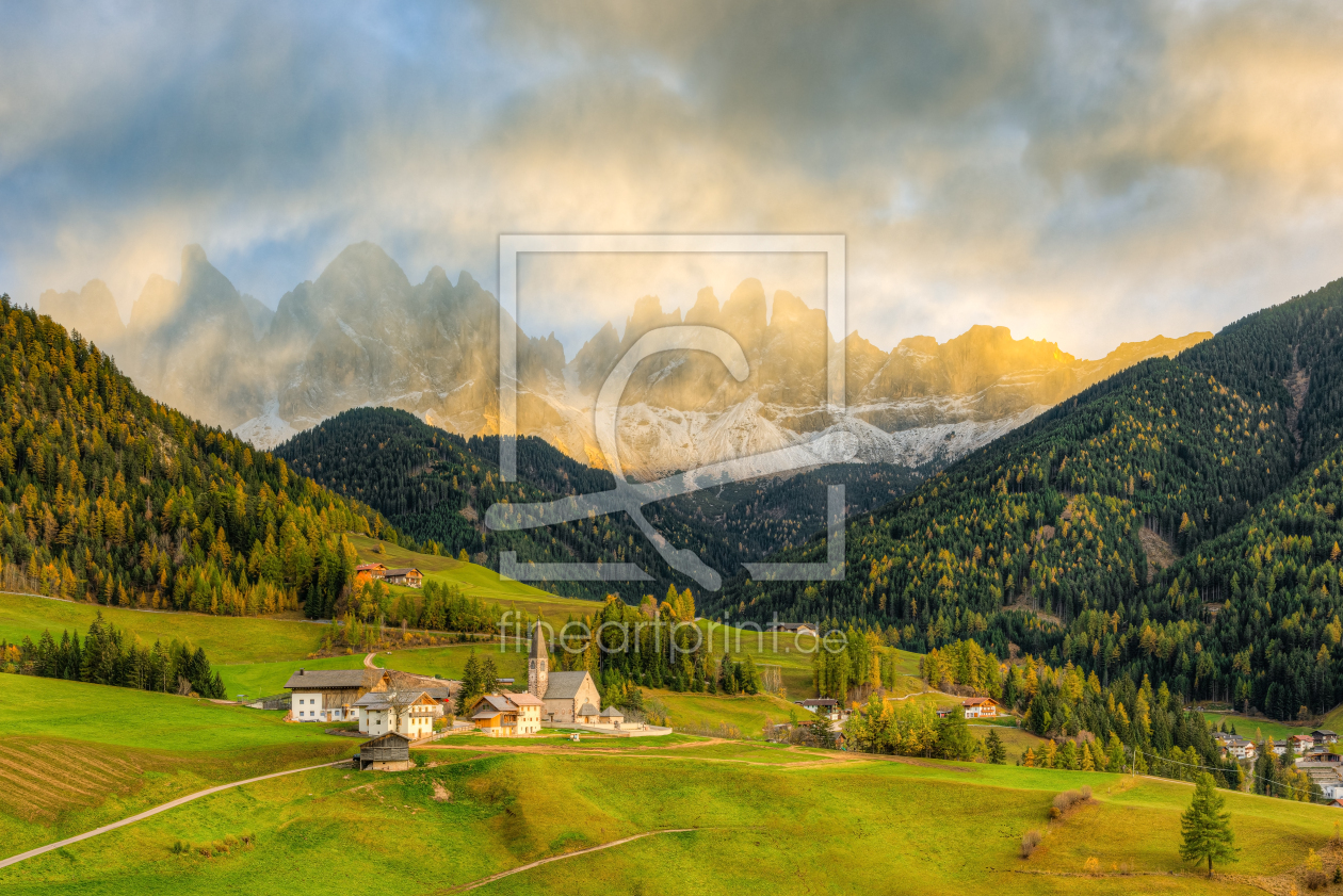 Bild-Nr.: 12474720 St Magdalena im Villnösstal in Südtirol erstellt von Michael Valjak
