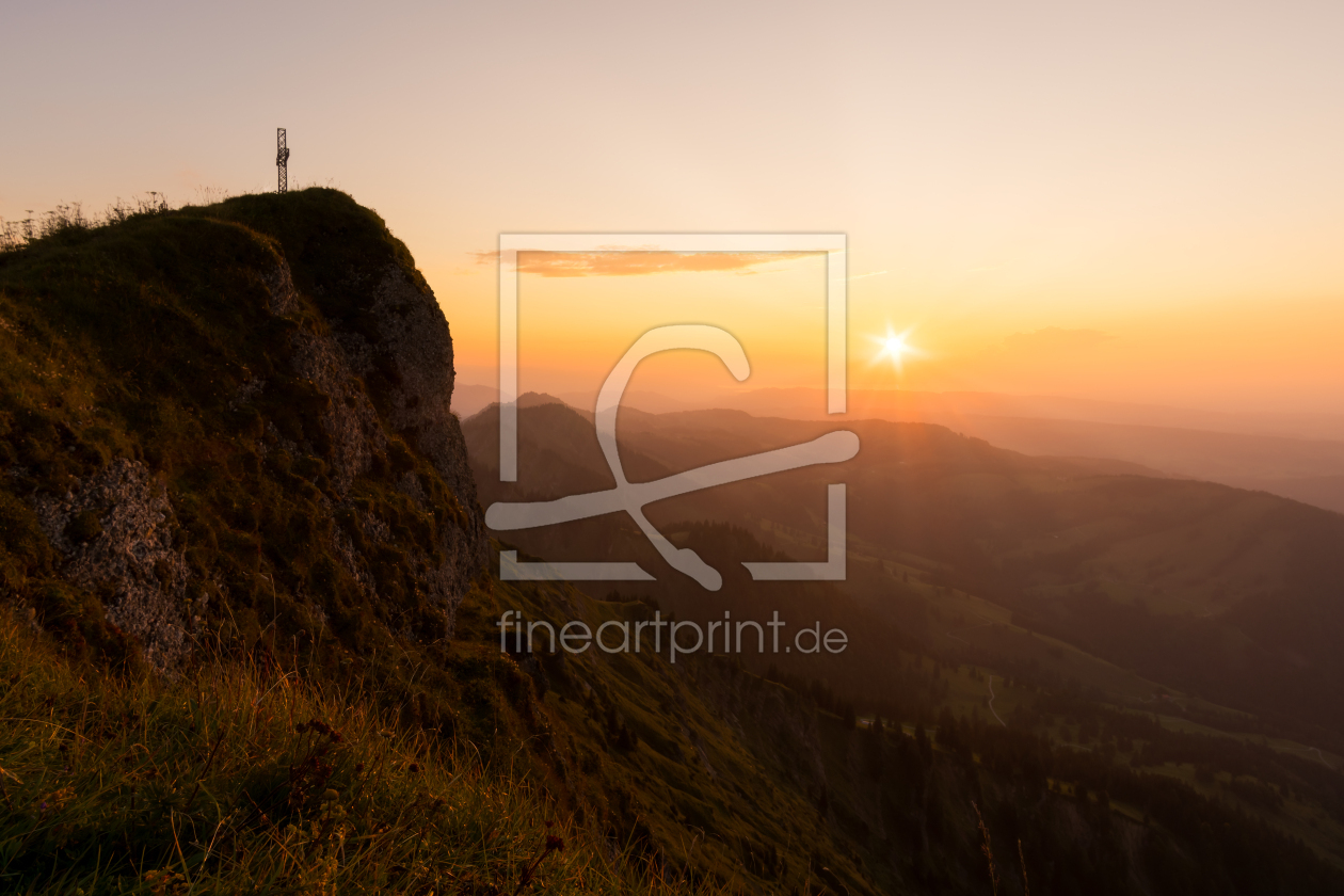 Bild-Nr.: 12477317 Sonnenuntergang in den Bergen erstellt von mindscapephotos