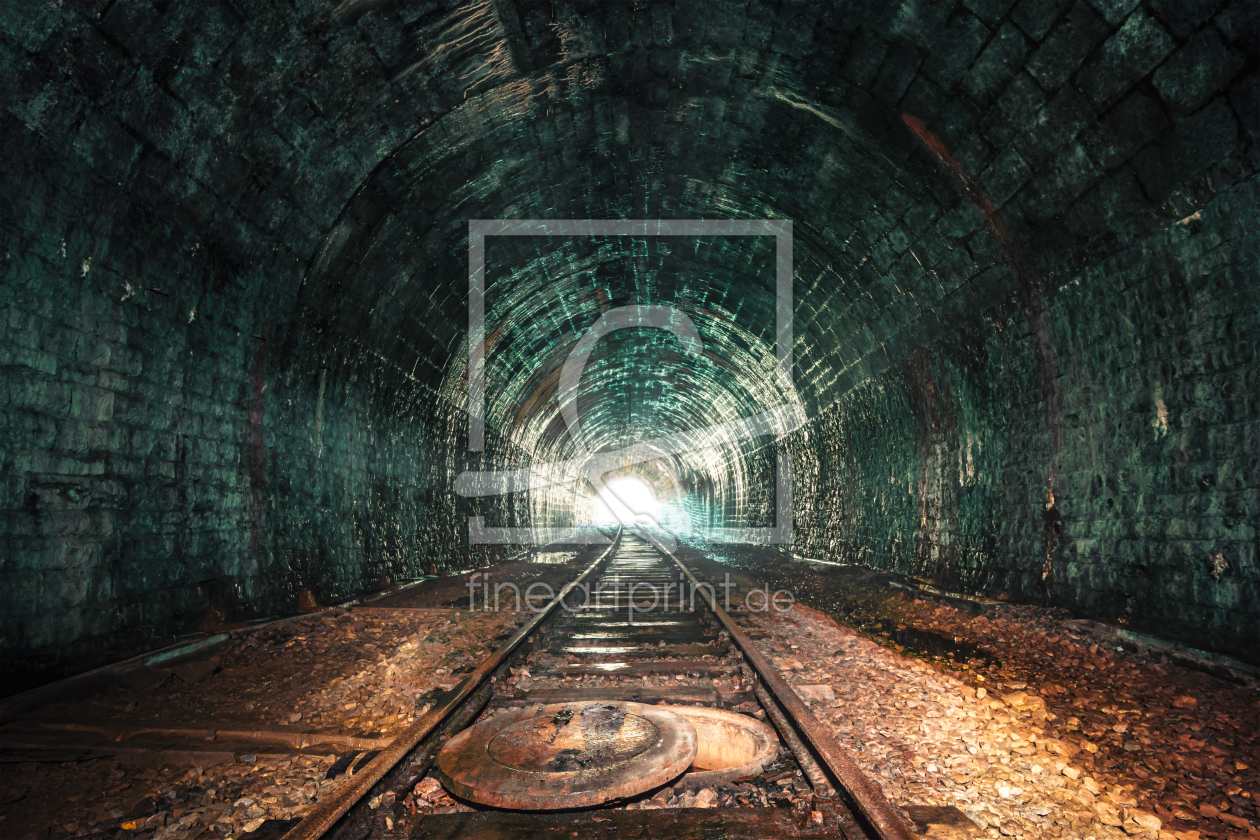 Bild-Nr.: 12489590 Der alte Eisenbahntunnel erstellt von mindscapephotos