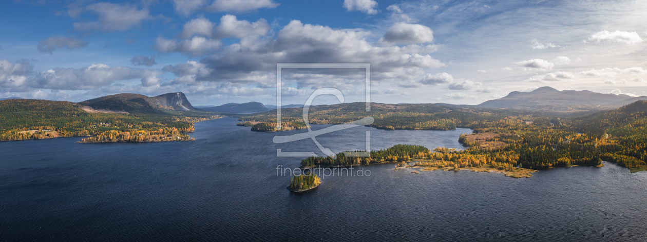 Bild-Nr.: 12553724 See Landschaft mit Bergen im Herbst in Schweden erstellt von BastianLinder