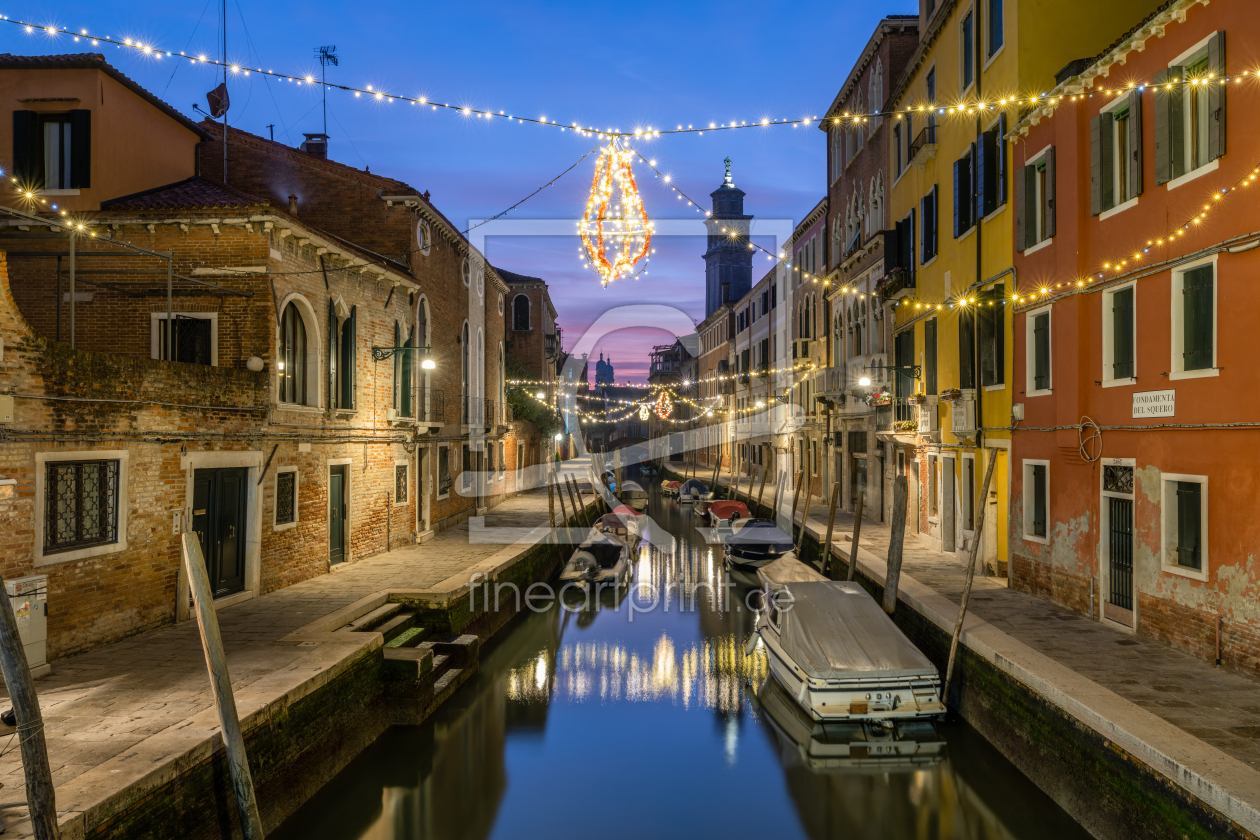 Bild-Nr.: 12559886 Weihnachtsdekoration in Venedig erstellt von eyetronic