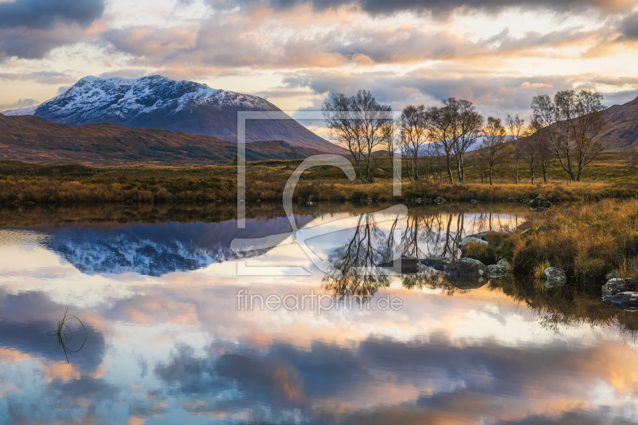 Bild-Nr.: 12567977 Abendstimmung am See in den Highlands erstellt von Daniela Beyer