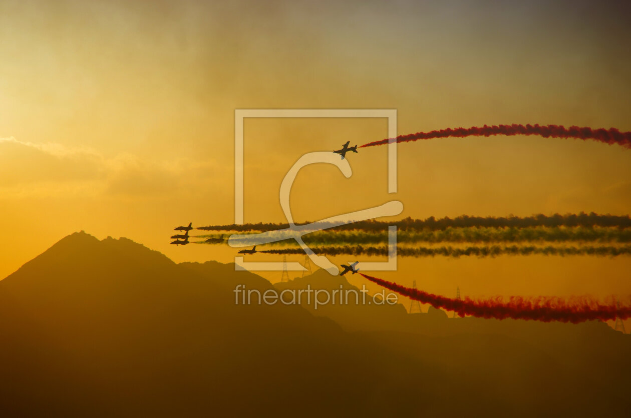 Bild-Nr.: 12576671 Kampfflieger in Formation im Sonnenuntergang erstellt von Ina  Penning