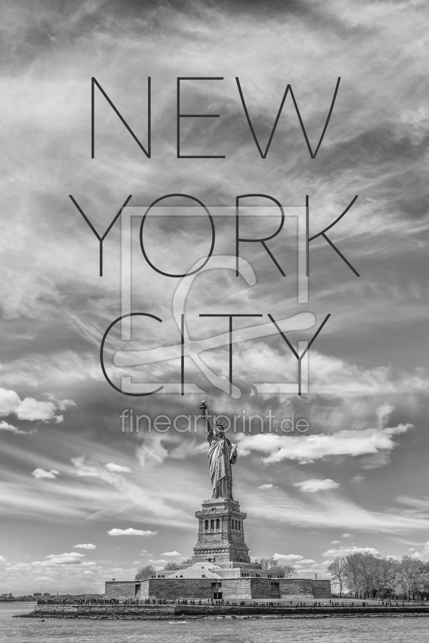Bild-Nr.: 12587494 NYC Freiheitsstatue - Text und Skyline erstellt von Melanie Viola