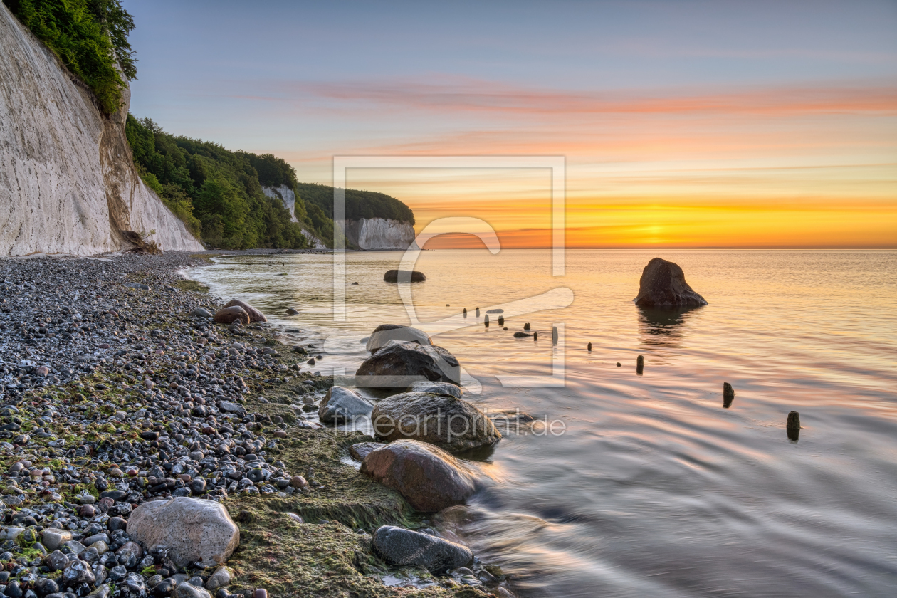 Bild-Nr.: 12599032 An der Kreideküste auf Rügen bei Sonnenaufgang erstellt von Michael Valjak