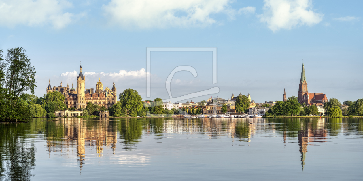 Bild-Nr.: 12605914 Schwerin Skyline erstellt von Michael Valjak