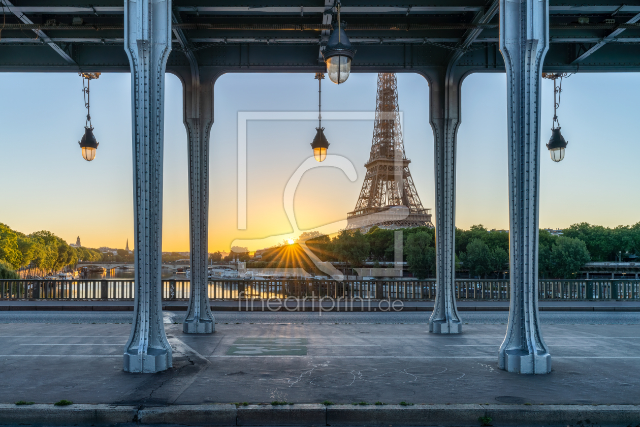 Bild-Nr.: 12614198 Pont de Bir Hakeim und Eiffelturm in Paris erstellt von eyetronic