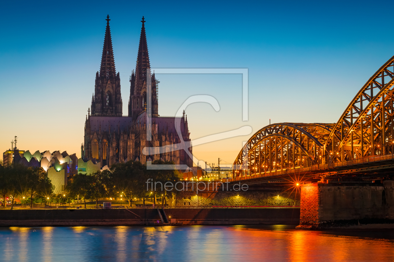 Bild-Nr.: 12625230 Kölner Dom und Hohenzollernbrücke am Abend erstellt von Martin Martin Wasilewski