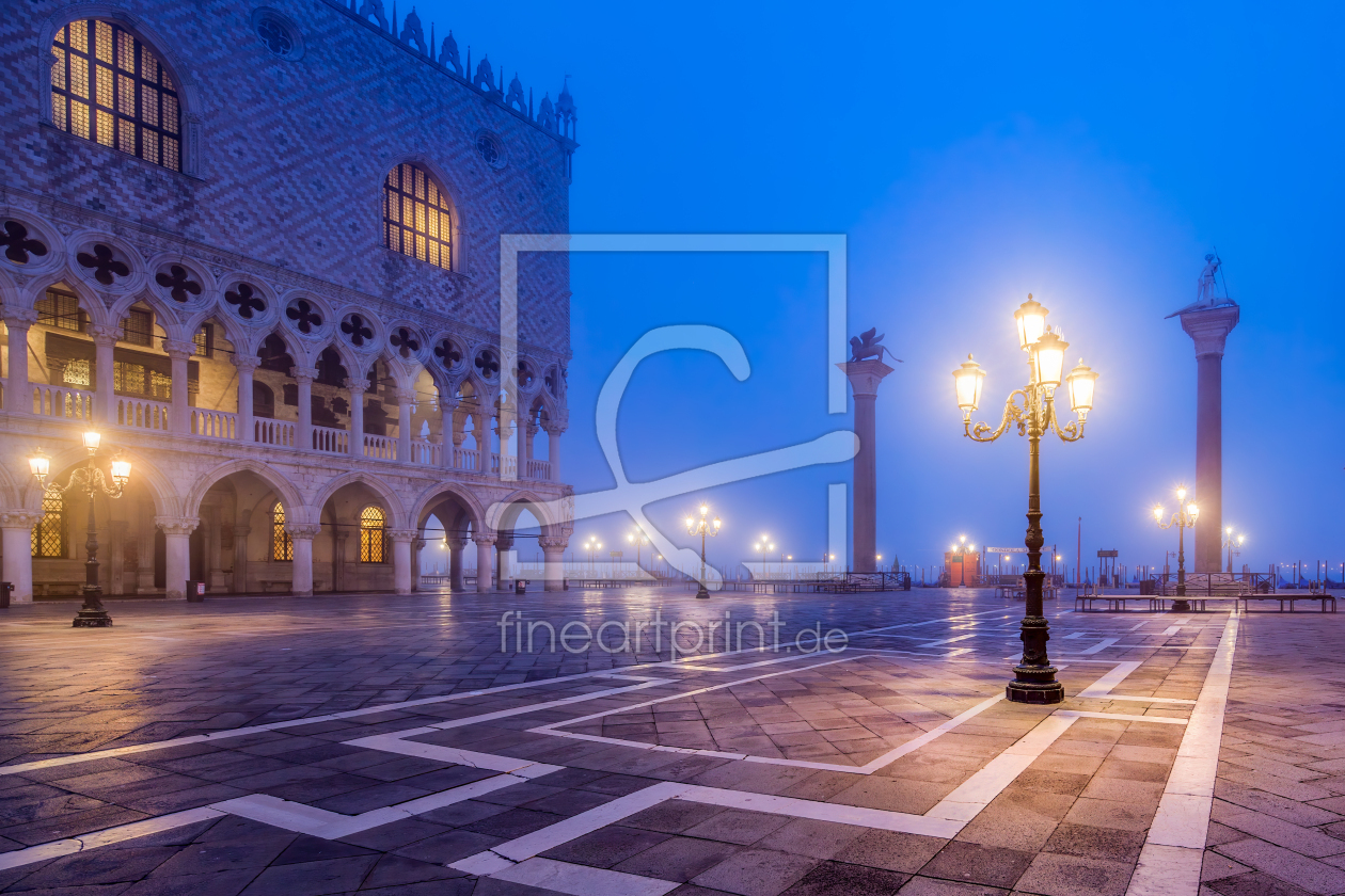 Bild-Nr.: 12629997 Nebel am Markusplatz im Winter erstellt von eyetronic