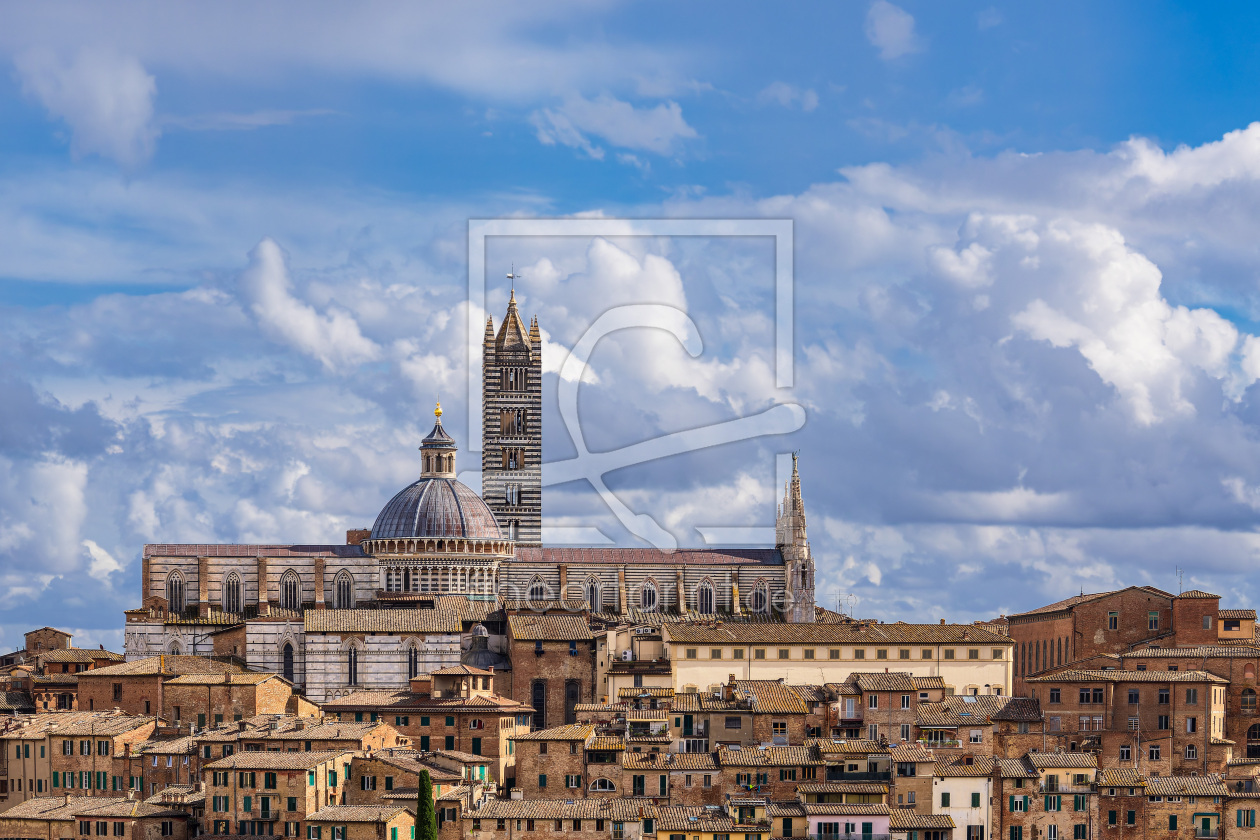 Bild-Nr.: 12640899 Blick über die Altstadt von Siena in Italien erstellt von Rico Ködder