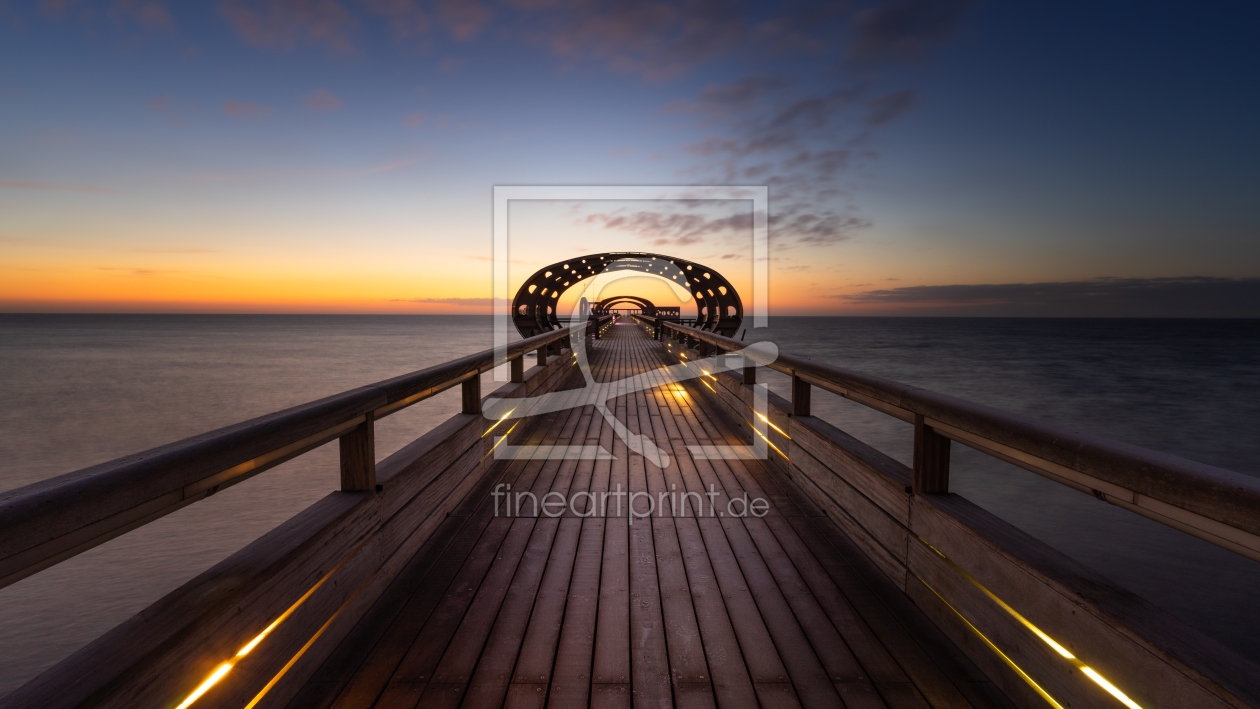 Bild-Nr.: 12653160 Die Seebrücke zur blauen Stunde von Kellenhusen erstellt von Steffen Henze