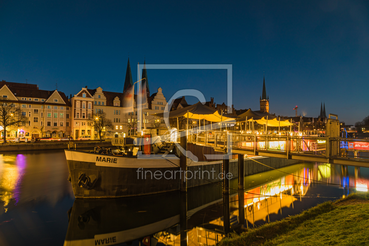 Bild-Nr.: 12656053 Trave - Theater - Schiff    Lübeck erstellt von Ursula Reins
