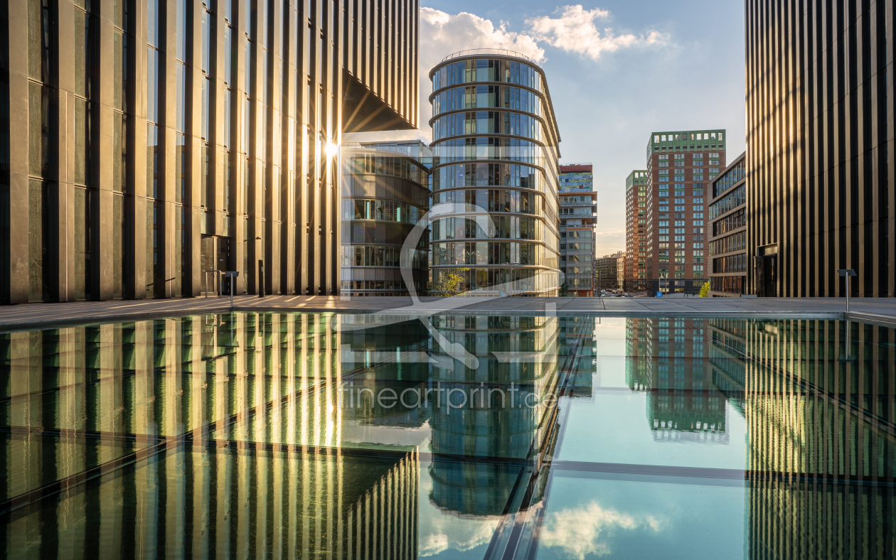 Bild-Nr.: 12703040 Düsseldorf - Goldene Stunde im Medienhafen erstellt von alfotokunst