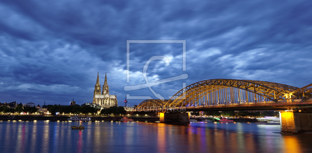 Bild-Nr.: 12735505 Dom in der Nacht erstellt von XYRIUS