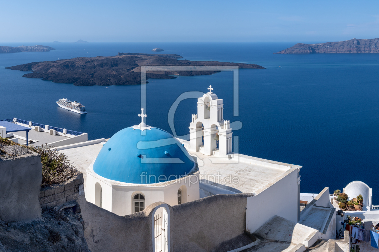 Bild-Nr.: 12738251 Die Kirche Drei Glocken von Fira auf Santorini erstellt von eyetronic