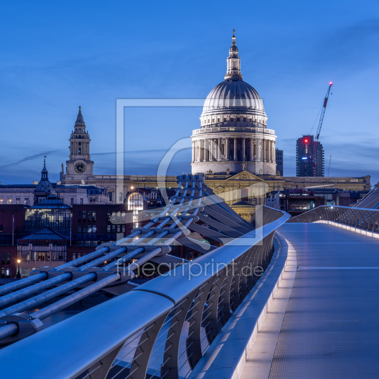 Bild-Nr.: 12741150 Millennium Bridge in London erstellt von eyetronic