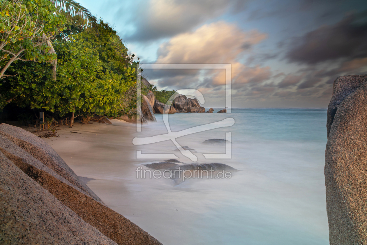Bild-Nr.: 12742671 Seychellen - bei Sonnenuntergang am Strand erstellt von t-ART