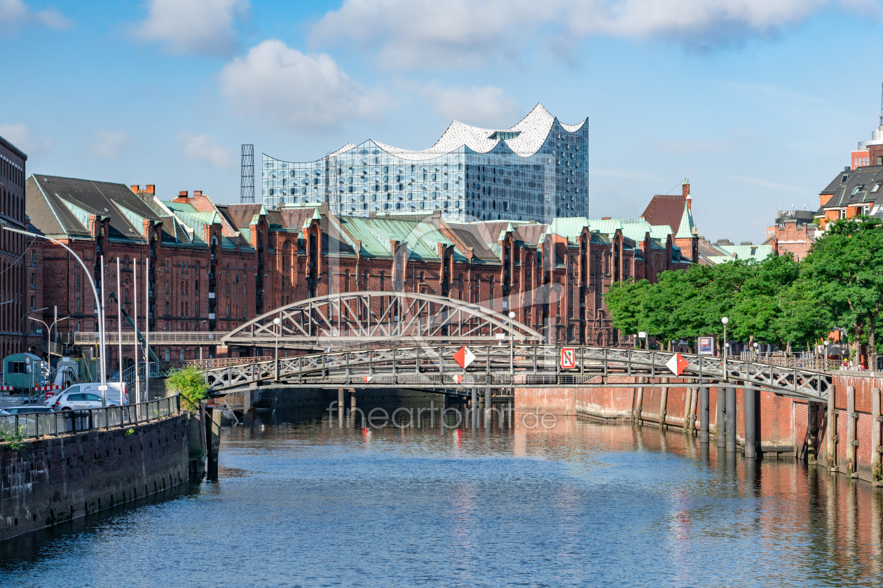 Bild-Nr.: 12744711 Kibbelstegbrücke und Elbphilharmonie in Hamburg erstellt von eyetronic