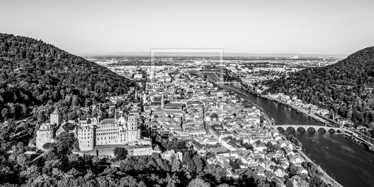 Bild-Nr.: 12745069 Luftbild Heidelberg mit dem Schloss - Schwarzweiss erstellt von dieterich