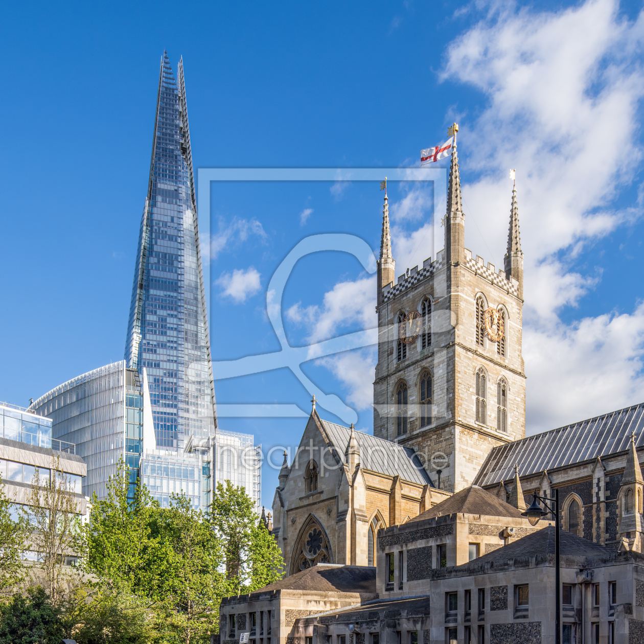 Bild-Nr.: 12748305 Kathedrale von Southwark und The Shard in London erstellt von eyetronic