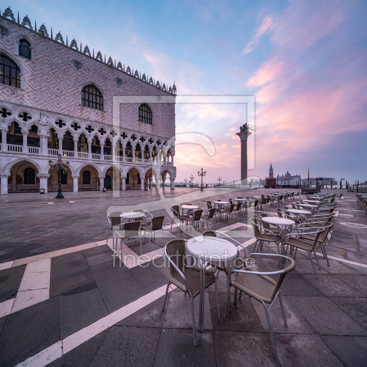 Bild-Nr.: 12749154 Sonnenaufgang am Markusplatz in Venedig erstellt von eyetronic