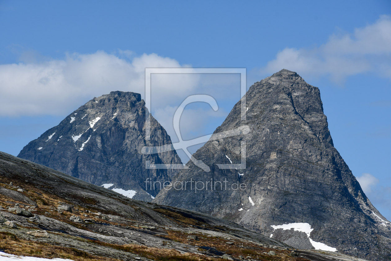 Bild-Nr.: 12760366 Zwei Berge erstellt von Bettina Schnittert