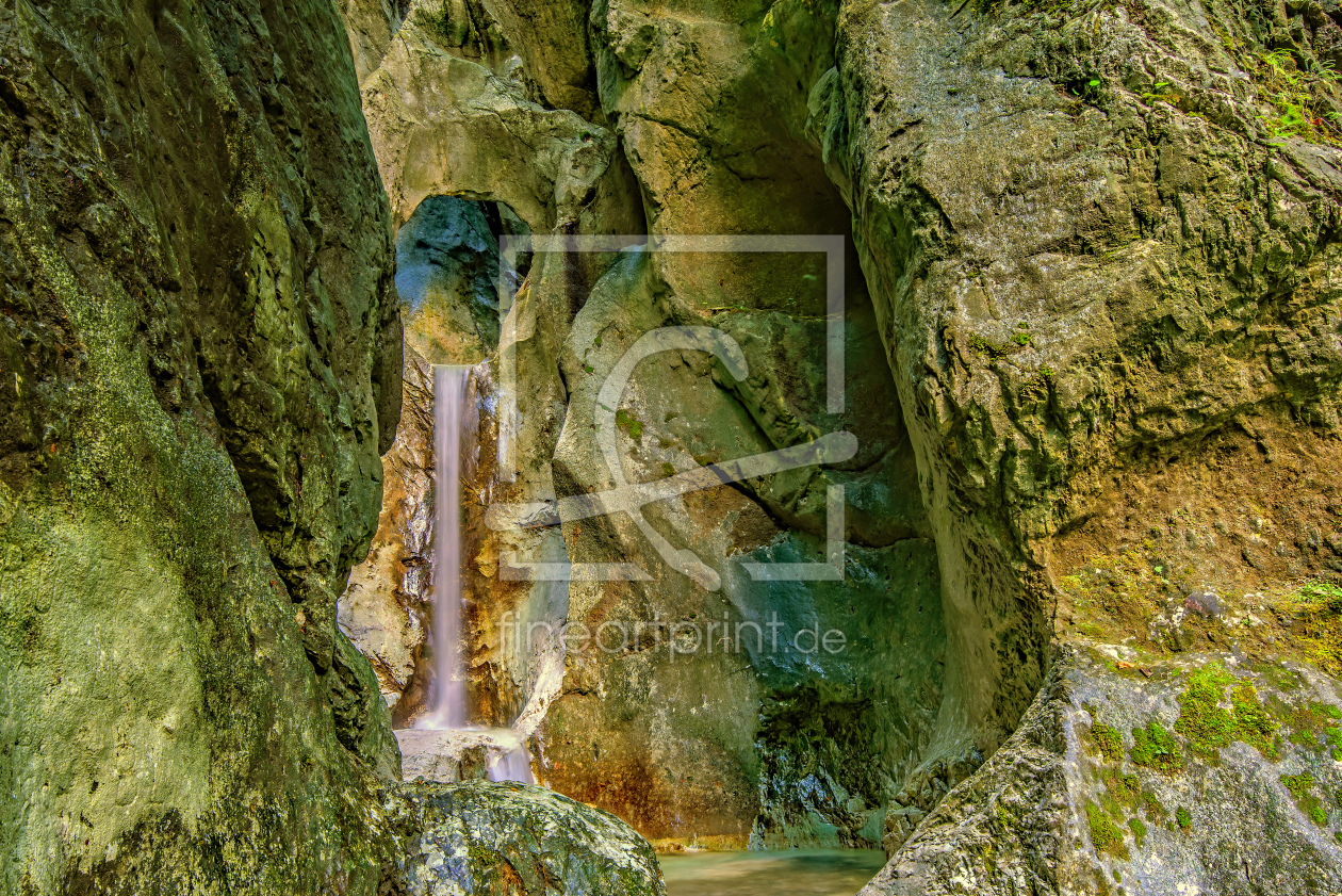 Bild-Nr.: 12763335 Wasserfall erstellt von maicolpue