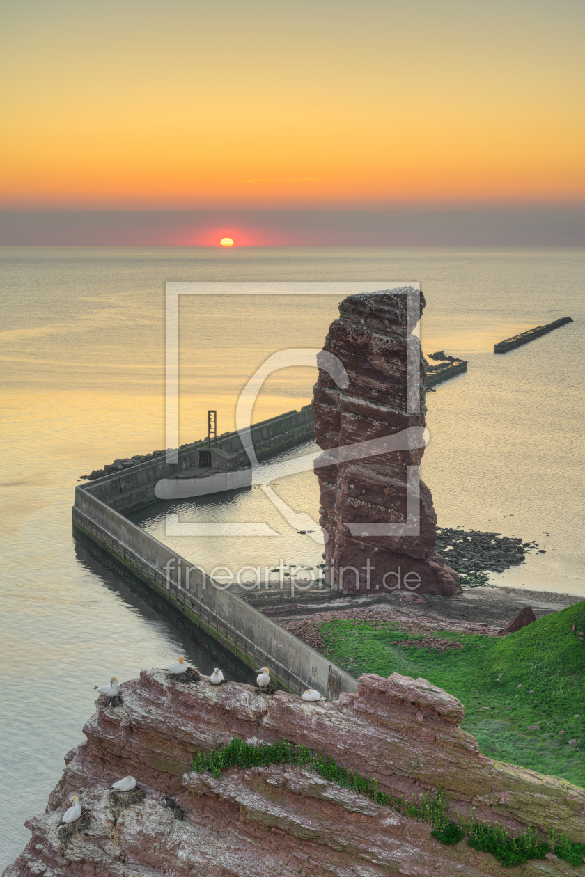 Bild-Nr.: 12796865 Blick zur Langen Anna auf Helgoland am Abend erstellt von Michael Valjak