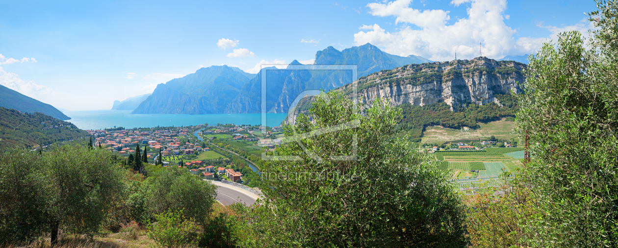 Bild-Nr.: 12798382 Gardaseeblick Torbole erstellt von SusaZoom