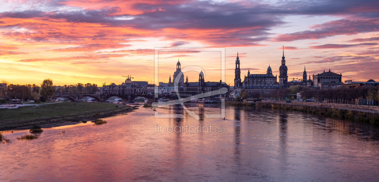 Bild-Nr.: 12803675 Dresden Skyline Panorama bei Sonnenaufgang erstellt von eyetronic