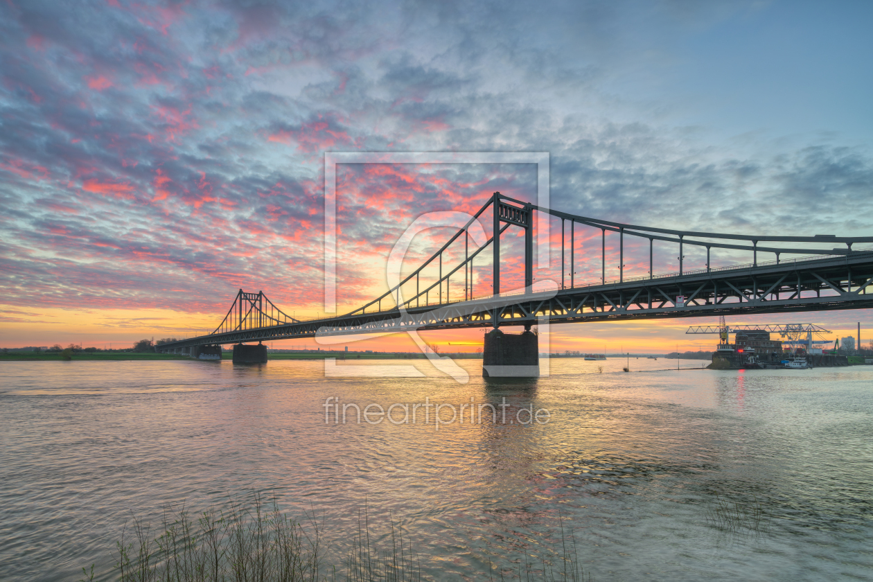 Bild-Nr.: 12812449 Rheinbrücke Krefeld-Uerdingen bei Sonnenaufgang erstellt von Michael Valjak
