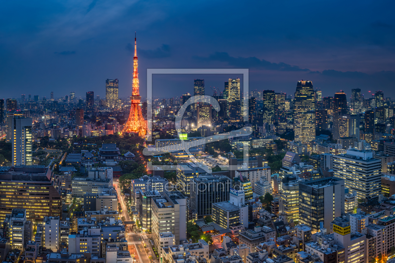 Bild-Nr.: 12813410 Tokyo Skyline mit Tokyo Tower bei Nacht erstellt von eyetronic