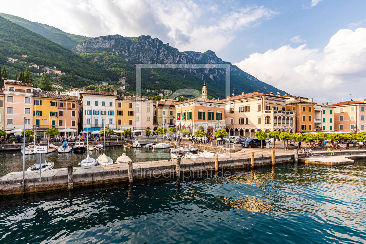 Bild-Nr.: 12821383 Hafen von Gargnano am Gardasee in Italien erstellt von dieterich