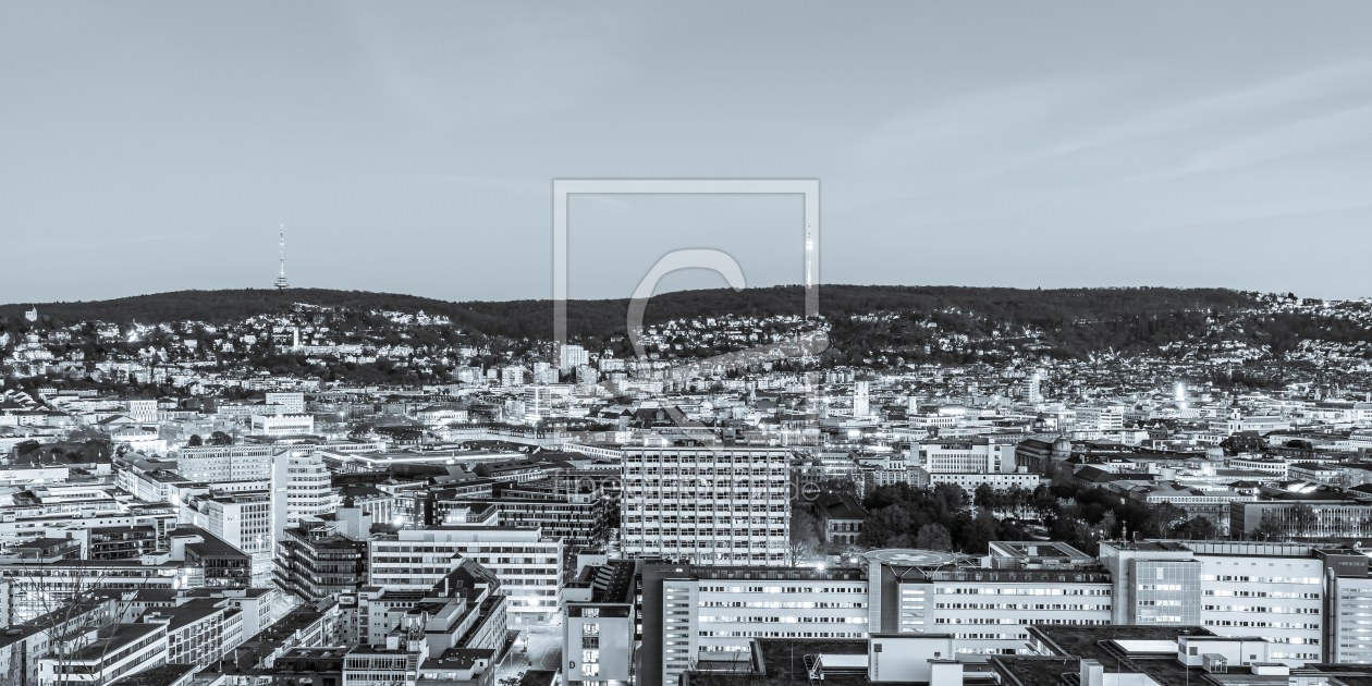 Bild-Nr.: 12821387 Skyline Stuttgart am Abend - monochrom erstellt von dieterich