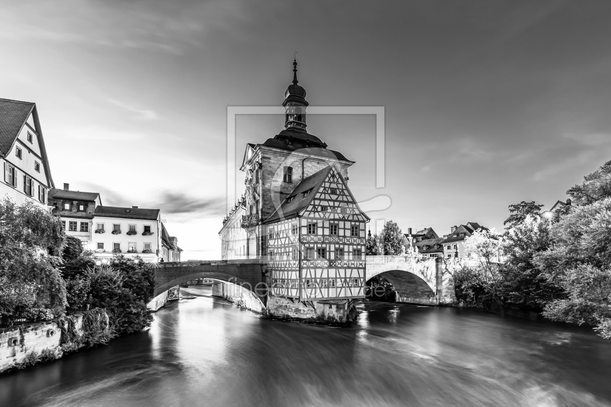 Bild-Nr.: 12827170 Altes Rathaus in Bamberg am Abend - monochrom erstellt von dieterich
