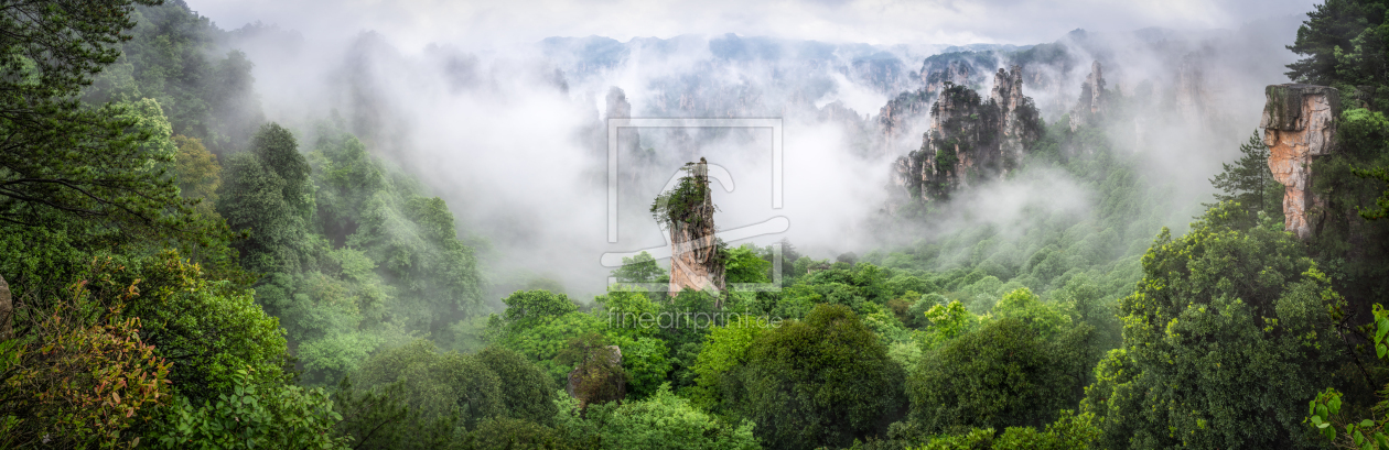 Bild-Nr.: 12830679 Zhangjiajie Tianzi Berg erstellt von eyetronic
