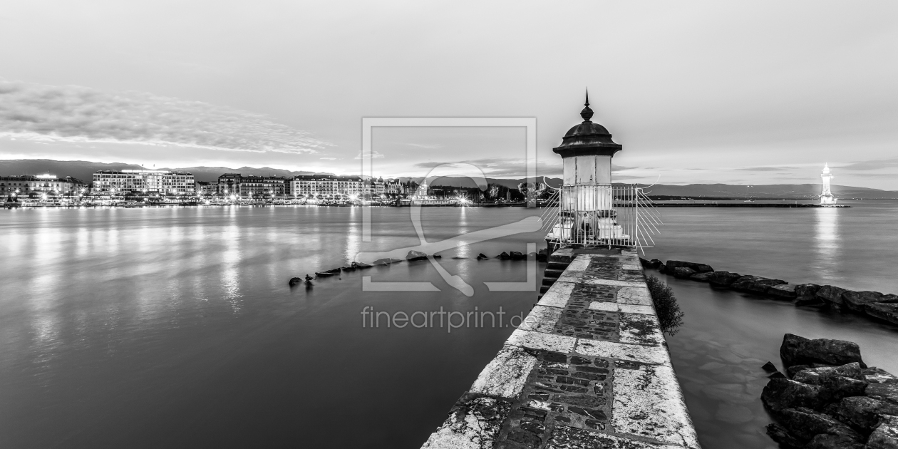 Bild-Nr.: 12831503 Mole am Genfer Hafen in Genf bei Nacht - monochrom erstellt von dieterich