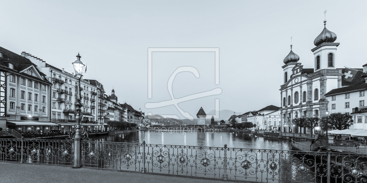 Bild-Nr.: 12831504 Altstadt von Luzern in der Schweiz - monochrom erstellt von dieterich
