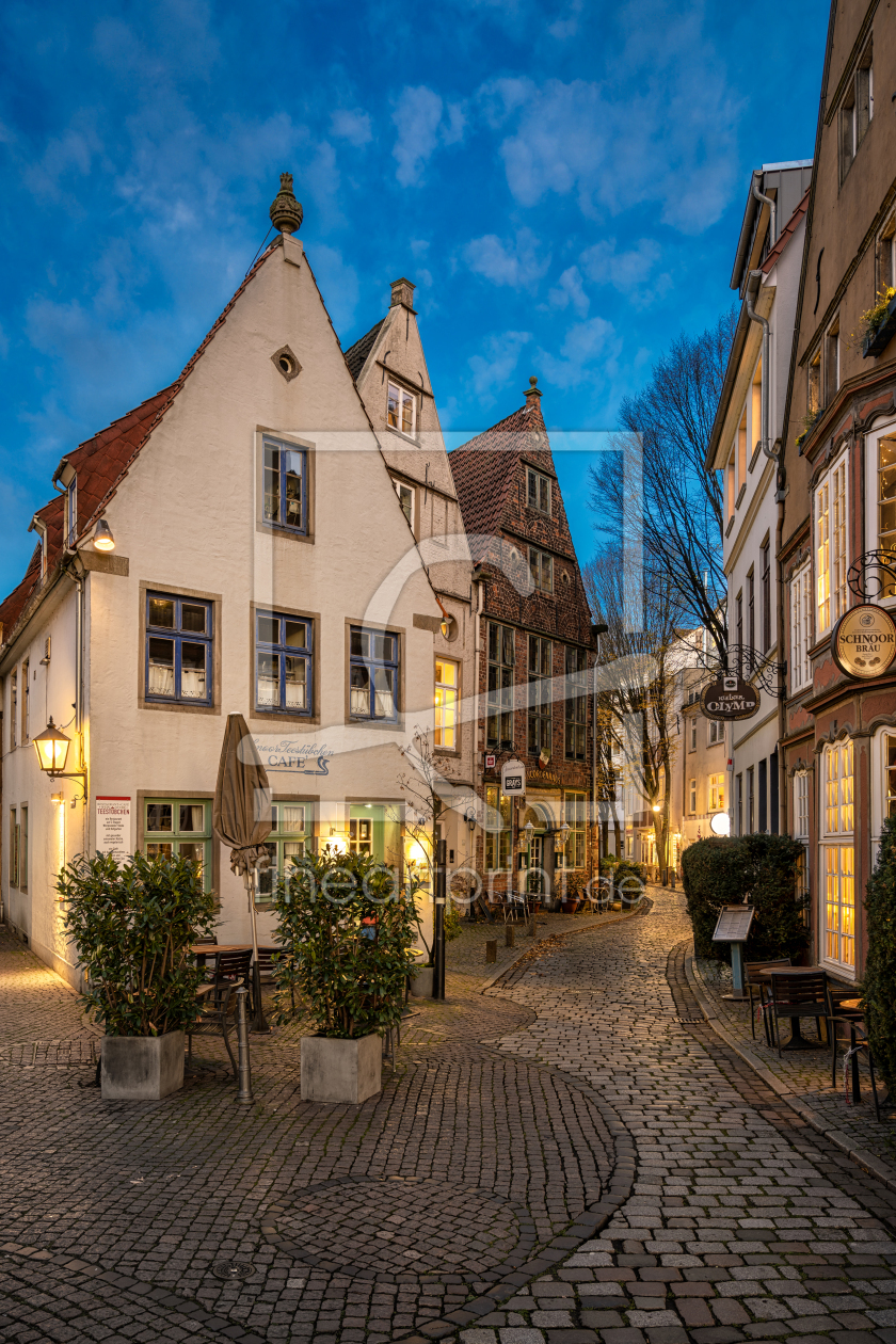 Bild-Nr.: 12832417 Schnoor in Bremen bei Nacht erstellt von Mapics