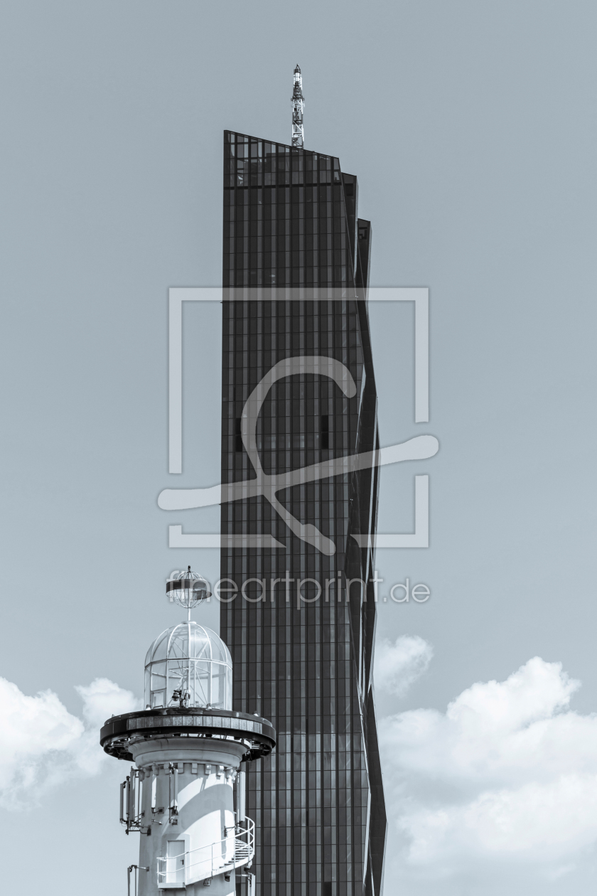 Bild-Nr.: 12833345 Leuchtturm und DC Tower 1 in Wien - monochrom erstellt von dieterich