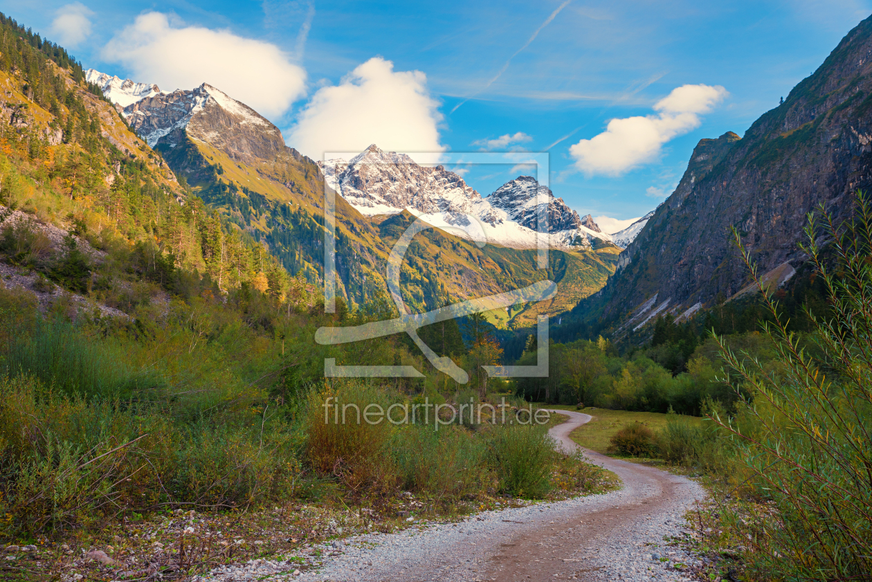 Bild-Nr.: 12834241 Wanderweg im herbstlichen Oytal erstellt von SusaZoom