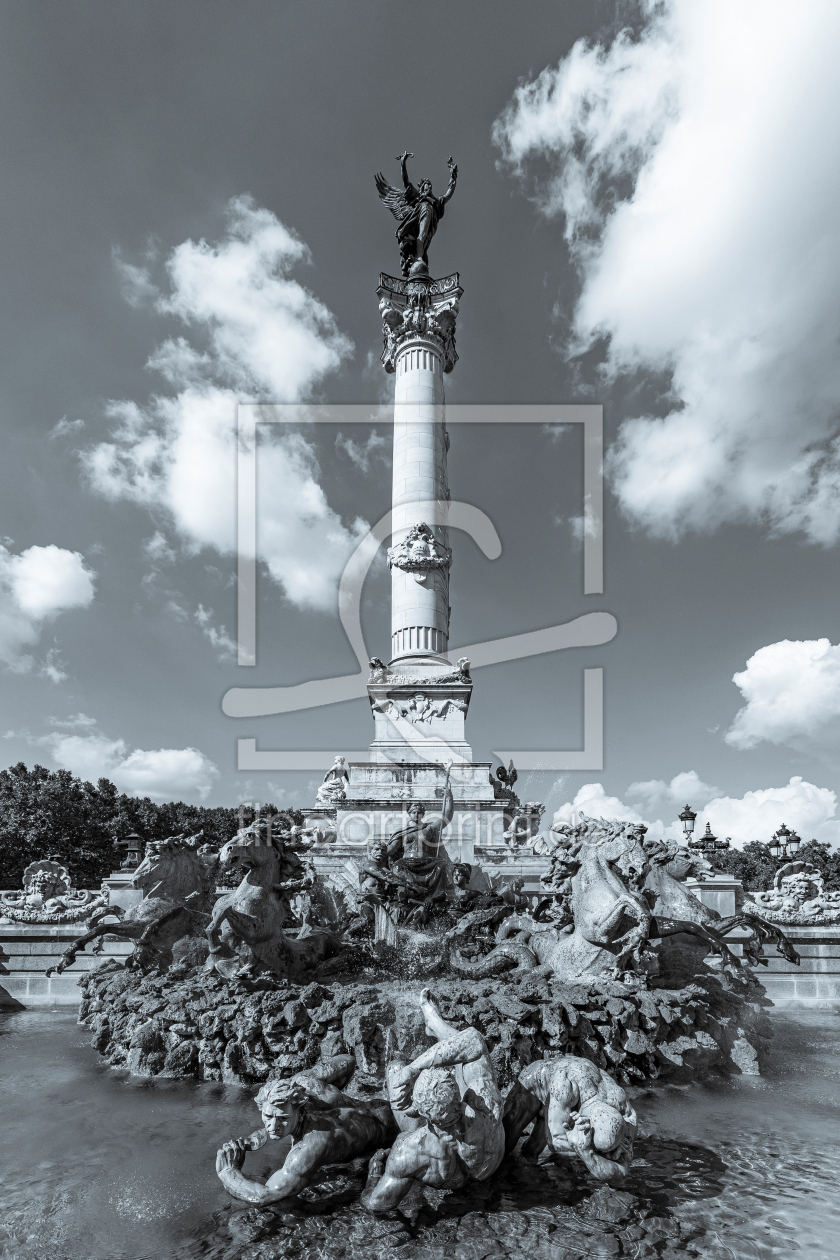 Bild-Nr.: 12836233 Monument aux Girondins in Bordeaux - monochrom  erstellt von dieterich